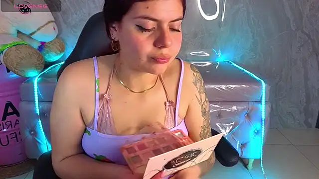 draviana a  online show from 02.17.26