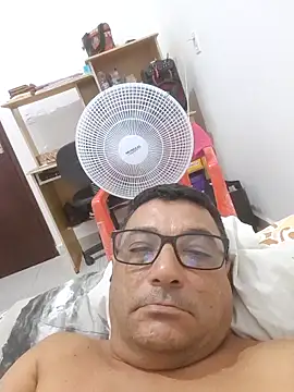 Snapshot of betoneto74 chatting on 09.29.25 betoneto74 online show from 09.29.25