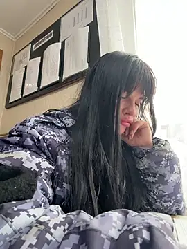 Snapshot of Alina_XXXX_ chatting on 04.14.26 Alina XXXX online show from 04.14.26