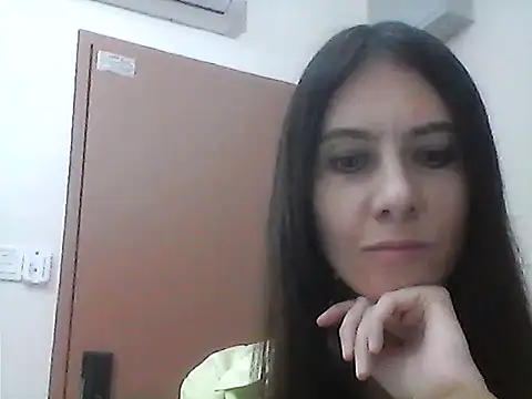 Thaylini online show from 01.11.26