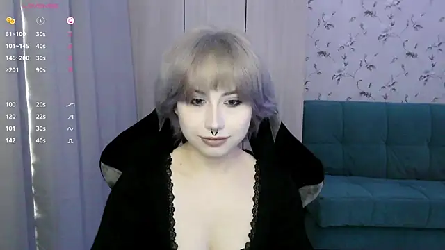 Snapshot of LeisaHopperstad chatting on 06.02.26 LeisaHopperstad online show from 06.02.26