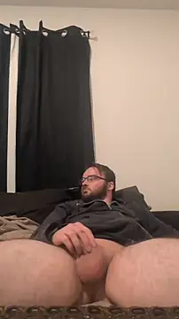 bear8t online show from 10.31.25