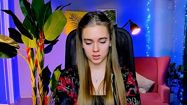 JuneWoods online show from 01.19.26