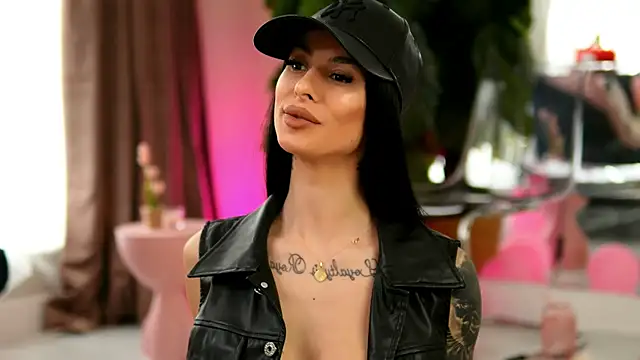 EvaAmanti online show from 04.11.26