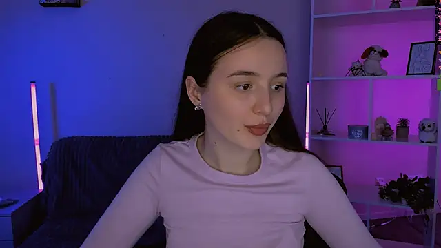 leslie bird online show from 12.04.25