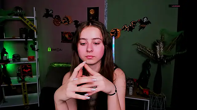 rebecca smile online show from 11.04.25