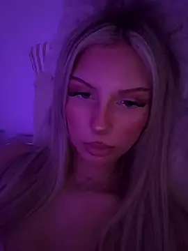 blondeeee online show from 07.20.26