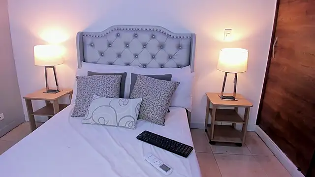 yen lo  online show from 11.01.25