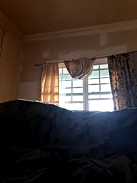 ThrowedWorldWide online show from 11.19.25