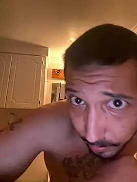 ThrowedWorldWide online show from 04.17.26