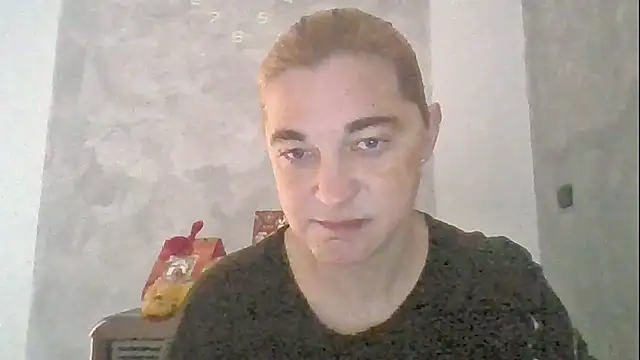 GoldenAngelMilf online show from 12.15.25