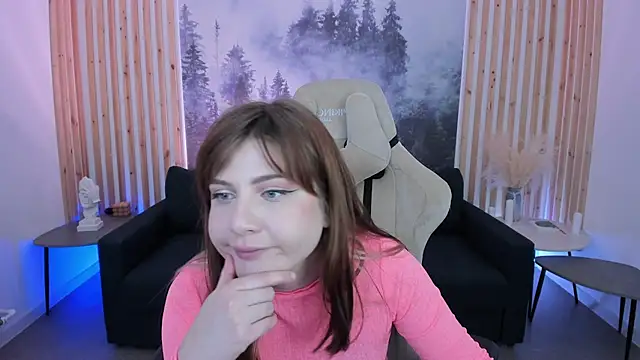 FameyBlum online show from 10.14.25