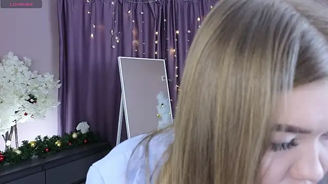 TwixieGuo online show from 01.10.26