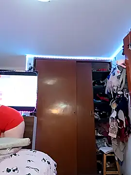 Snapshot of pinklajokr chatting on 02.24.26 pinklajokr online show from 02.24.26