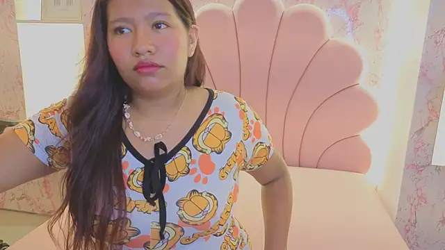 Sharon Curvy online show from 10.10.25