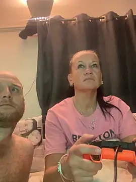 Snapshot of Thebald-topher chatting on 10.19.25 Thebald-topher online show from 10.19.25