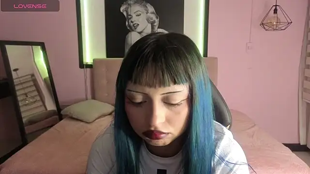 Snapshot of _ceeleste_cute_ chatting on 06.19.26 ceeleste cute online show from 06.19.26