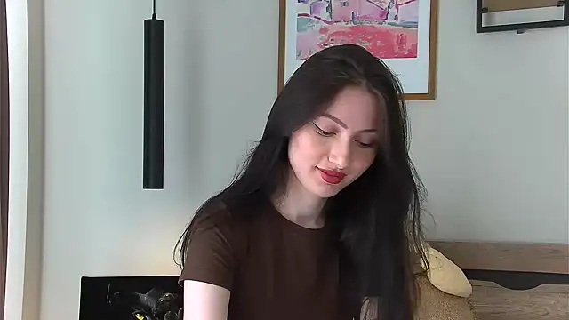 Snapshot of AnaMoonlight chatting on 04.26.26 AnaMoonlight online show from 04.26.26