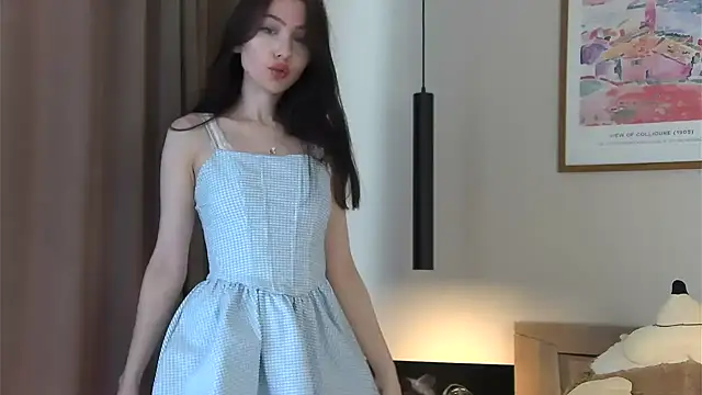 Snapshot of AnaMoonlight chatting on 05.17.26 AnaMoonlight online show from 05.17.26