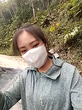 bree-zz online show from 12.18.25