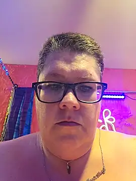 violentviolet68 online show from 05.19.26