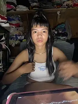 Snapshot of Obre17 chatting on 10.09.25 Obre17 online show from 10.09.25