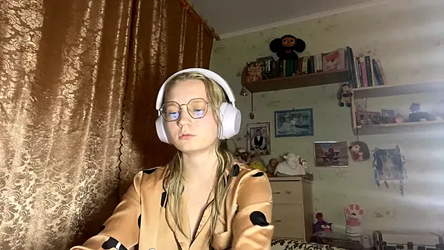 xX Looola Xx online show from 10.02.25