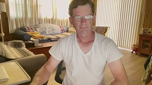 guyhereoncam online show from 10.21.25