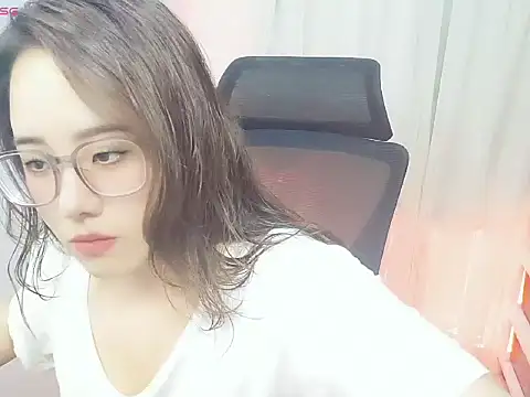 NEWONETO online show from 09.26.25