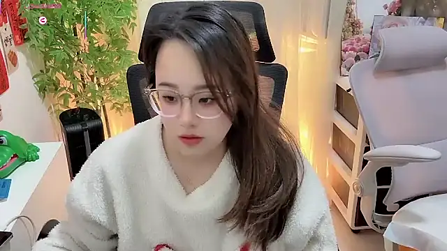 NEWONETO online show from 01.12.26