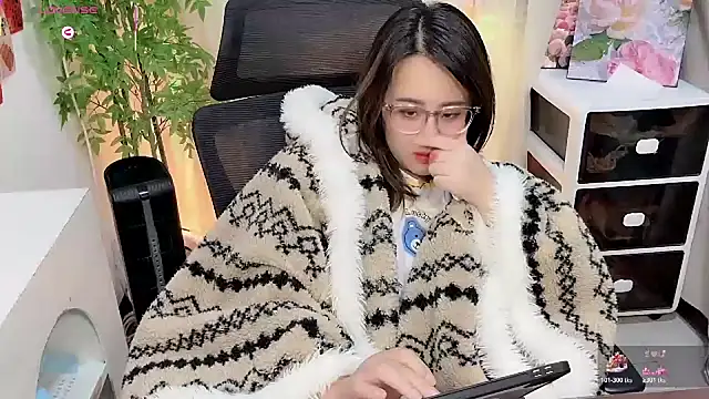 NEWONETO online show from 02.11.26