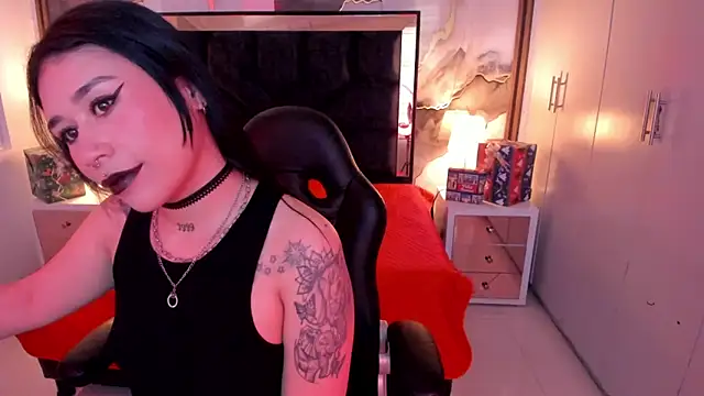 SusanVilla online show from 12.16.25