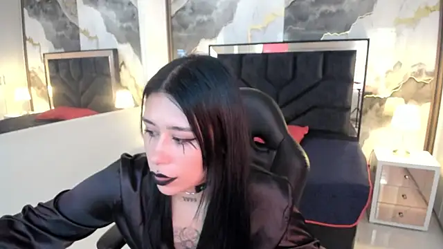 Snapshot of SusanVilla chatting on 06.05.26 SusanVilla online show from 06.05.26