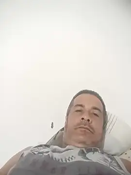 Snapshot of marcioazevedo chatting on 02.23.26 marcioazevedo online show from 02.23.26