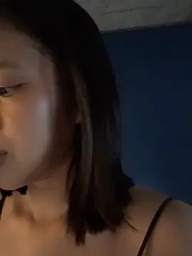 Snapshot of Asian_Liii chatting on 09.26.25 Asian Liii online show from 09.26.25