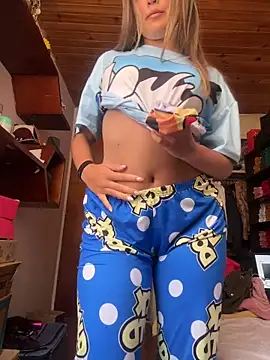 Miia Millerr online show from 12.18.25