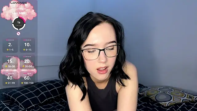 KayaNorth online show from 10.05.25