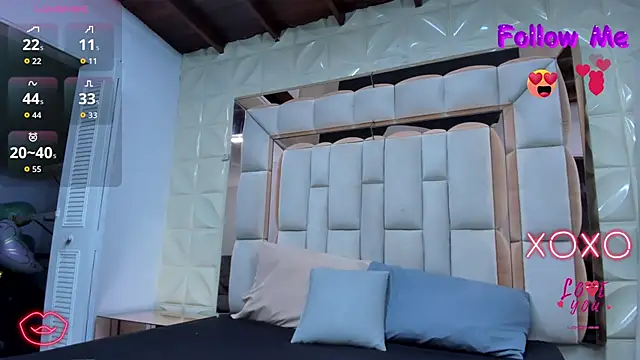 violet milleer online show from 10.07.25