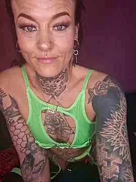 Snapshot of Peach420live chatting on 02.24.26 Peach420live online show from 02.24.26