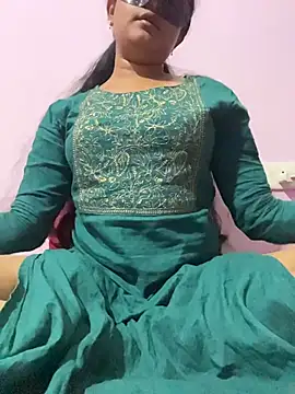 Snapshot of TeluguIshu_teen20 chatting on 03.05.26 TeluguIshu teen20 online show from 03.05.26