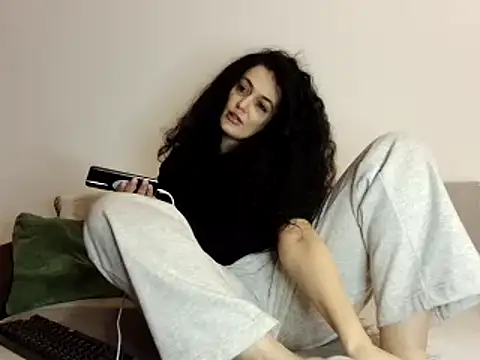 JadeLure online show from 09.29.25