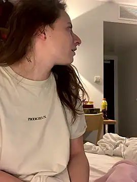 GoldenPussy1329 online show from 02.08.26