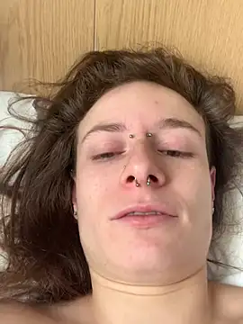 GoldenPussy1329 online show from 02.13.26