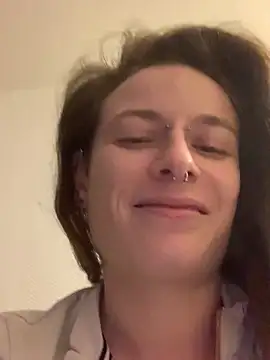 GoldenPussy1329 online show from 03.06.26