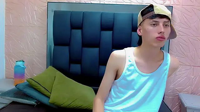 thaigo twink38 online show from 12.04.25