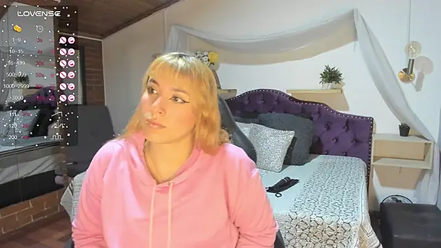 sophialyh 1 online show from 09.30.25