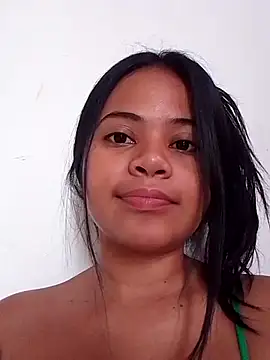 Snapshot of Antonela_19 chatting on 10.08.25 Antonela 19 online show from 10.08.25