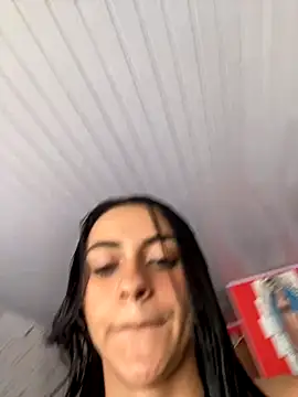 miluwatson online show from 10.15.25