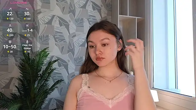 LewisThrone online show from 11.20.25