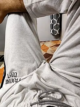 Mallu kalikar 69 online show from 11.08.25